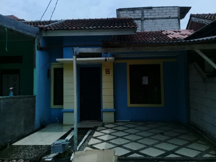 Rumah disewakan di Graha Asri Jababeka Cikarang Jawa Barat 